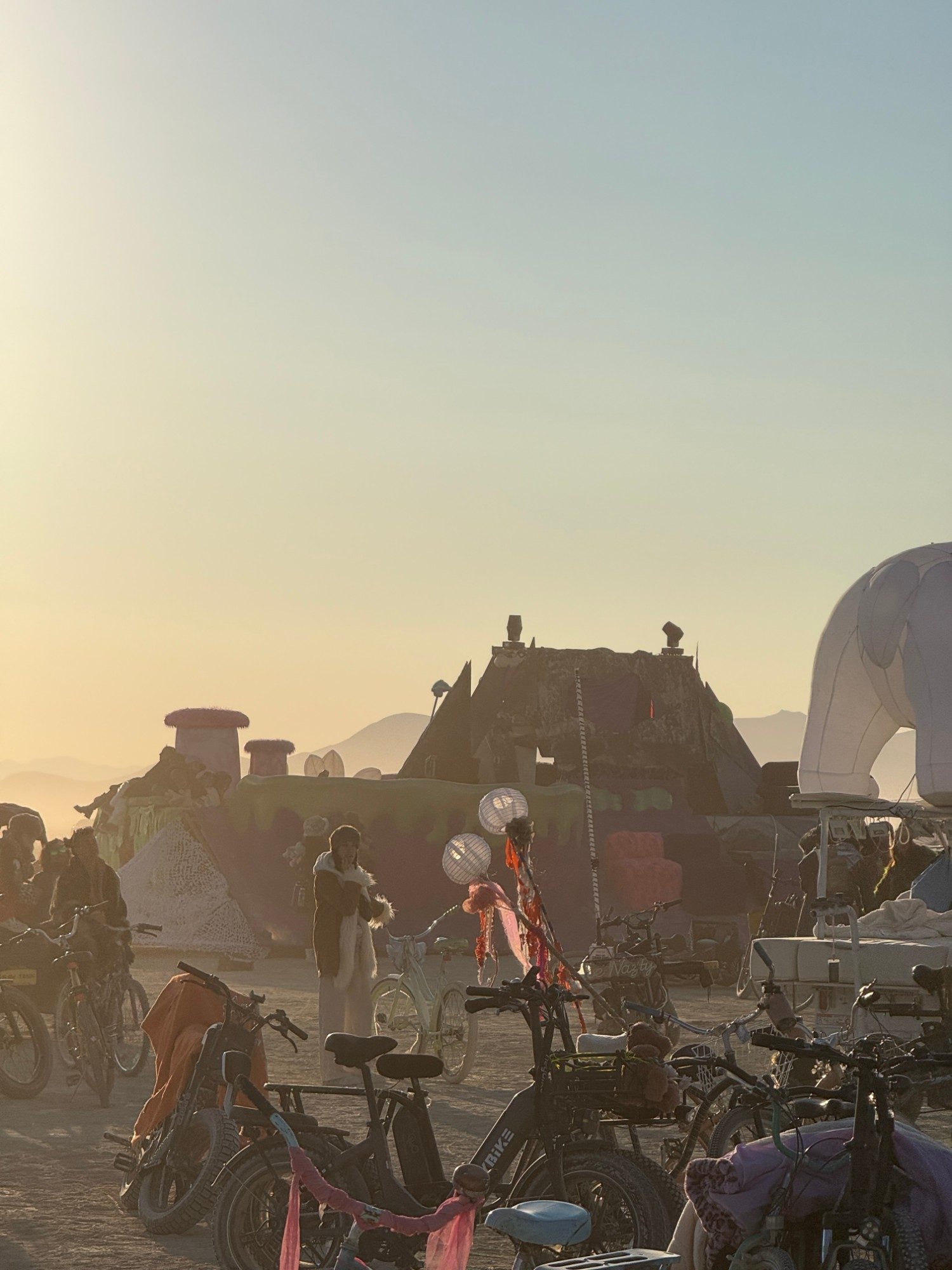 Dawn in deep playa